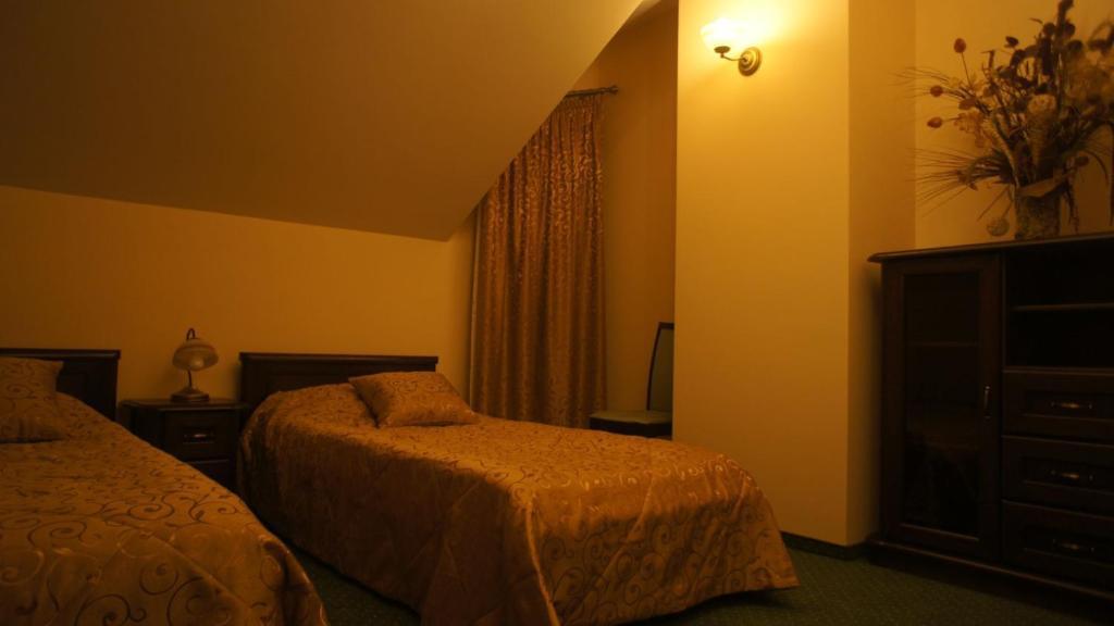 Zloty Dworek Motel Nieporęt Kamer foto